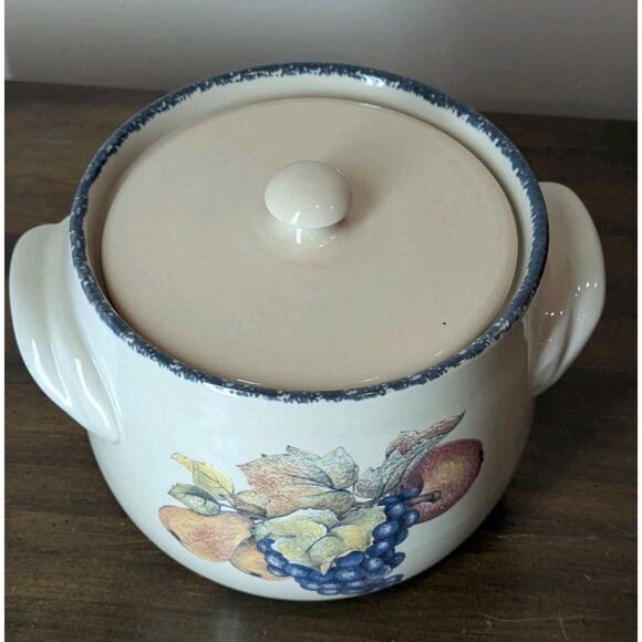Vintage Home & Garden Party Fruit Pattern Bean Pot Casserole Crock W/ Lid 2004 - Picture 3 of 11